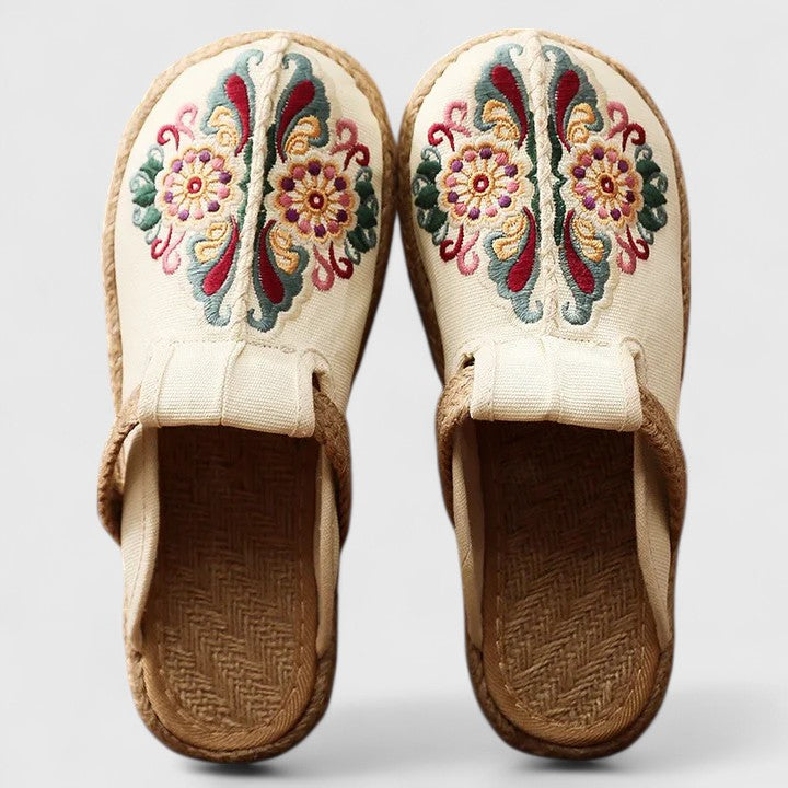 CLARIZE | EMBROIDERED WIDE-FIT SANDALS