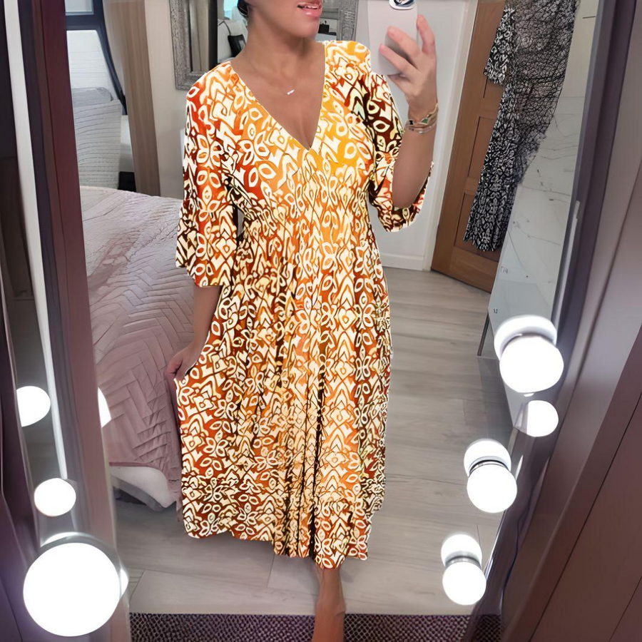 Women's midi dress with a V-shaped neckline, short sleeves and a gathered waist