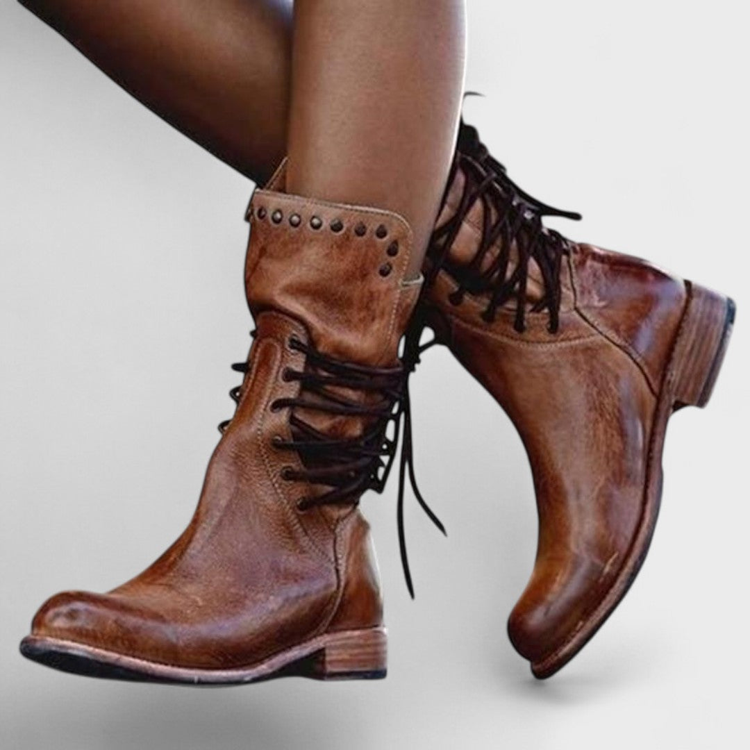 ARUNA | BOOTS