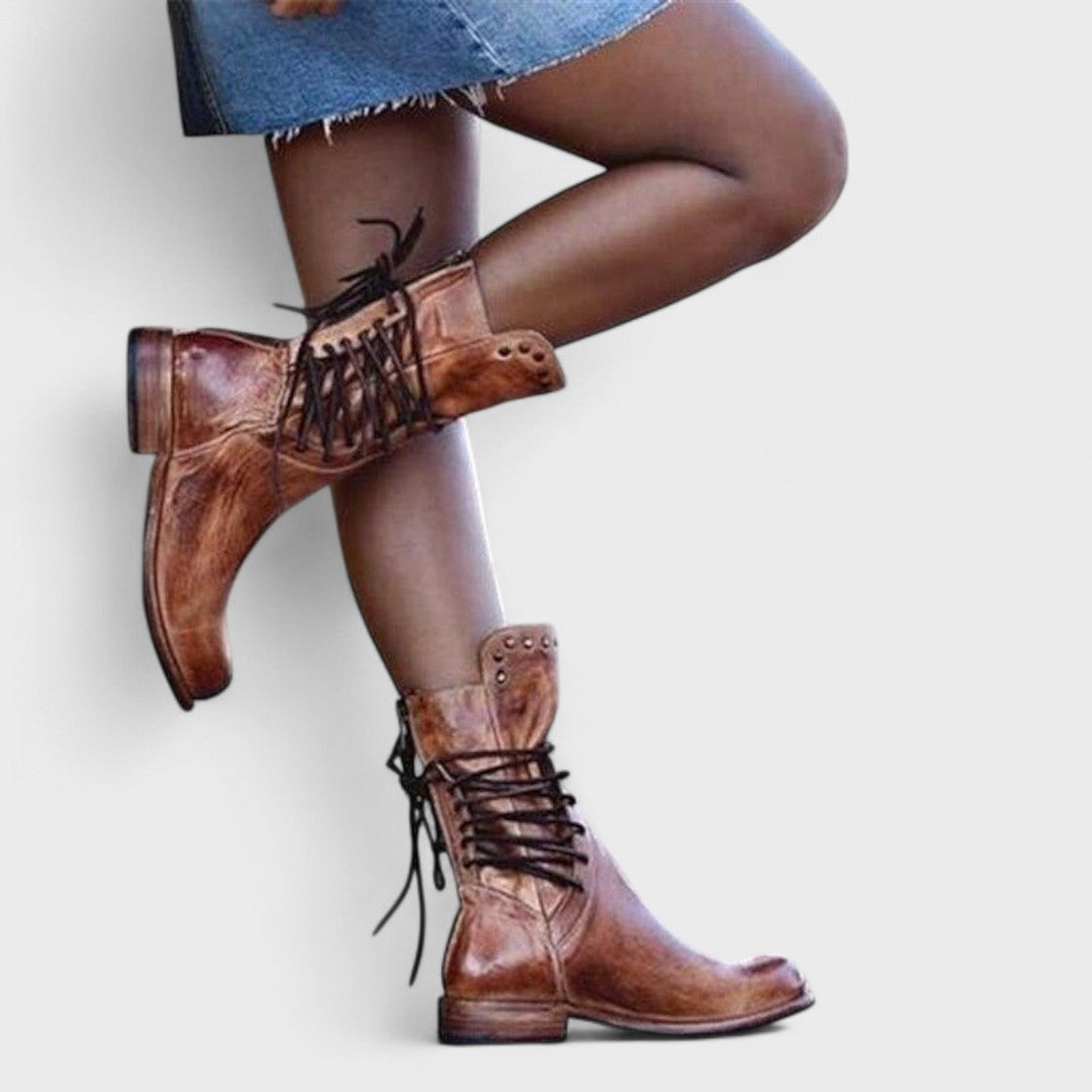 ARUNA | BOOTS