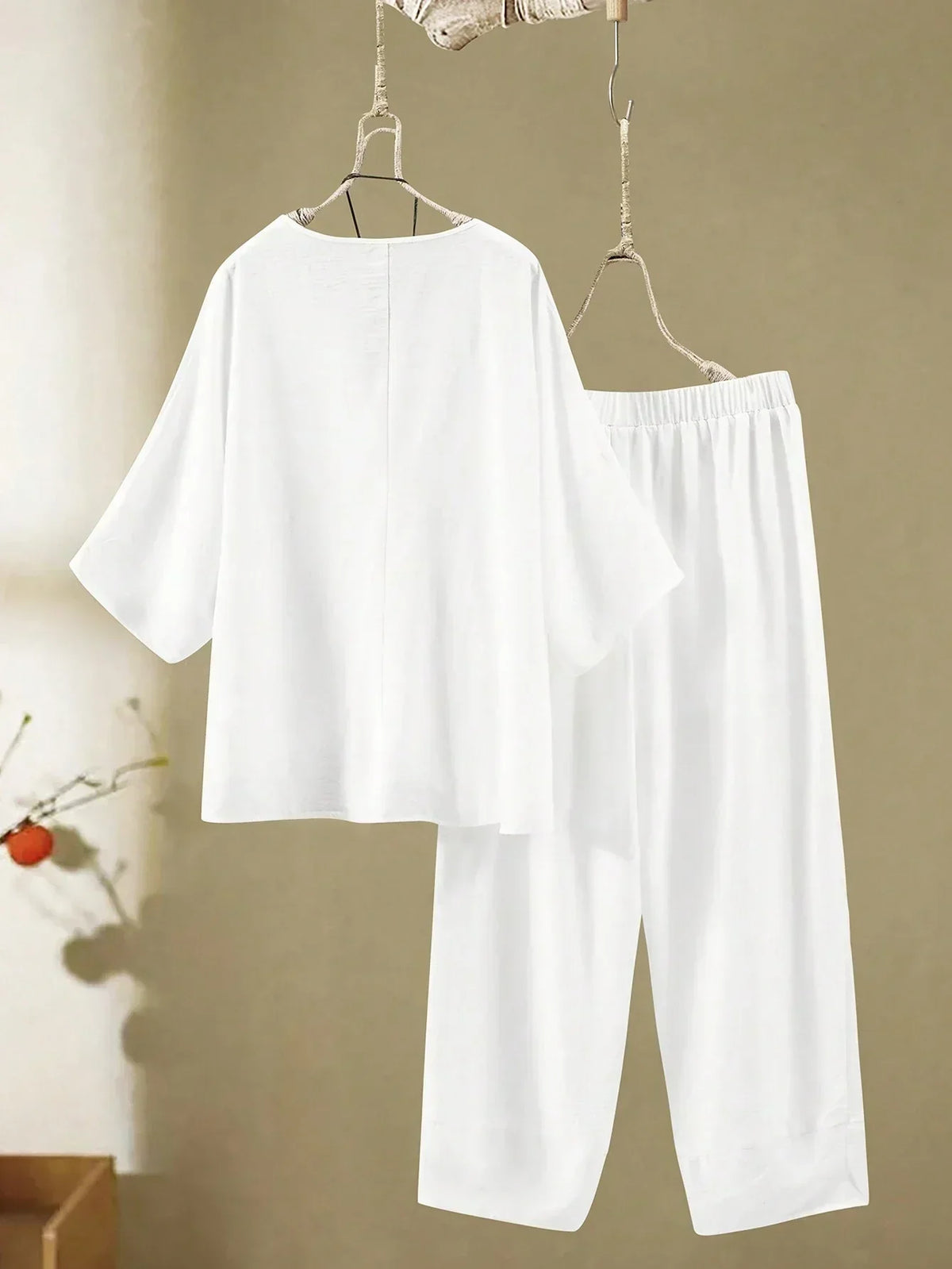 JUNA | V-NECK FLOWING CO-ORD SET