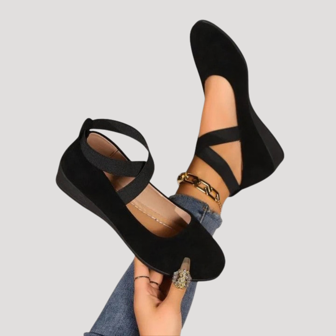 Women's mary jane shoes in Black