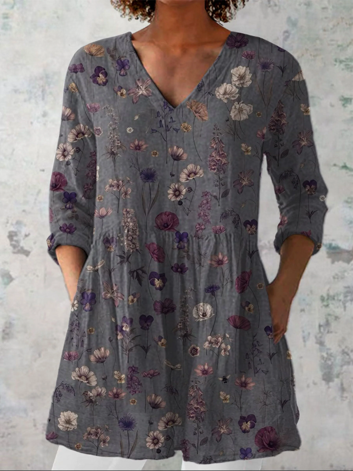 AUDREY | LONG-SLEEVE V-NECK BLOUSE