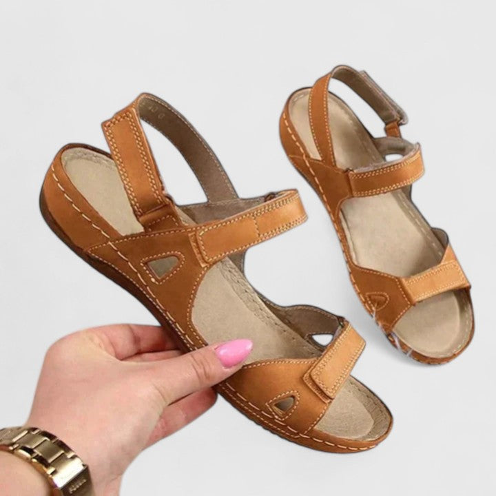 AVRIE | QUILTED FLAT SANDALS