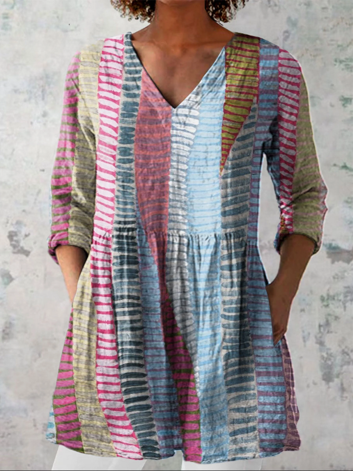 ANAIS | MULTICOLOUR V-NECK LONGLINE BLOUSE