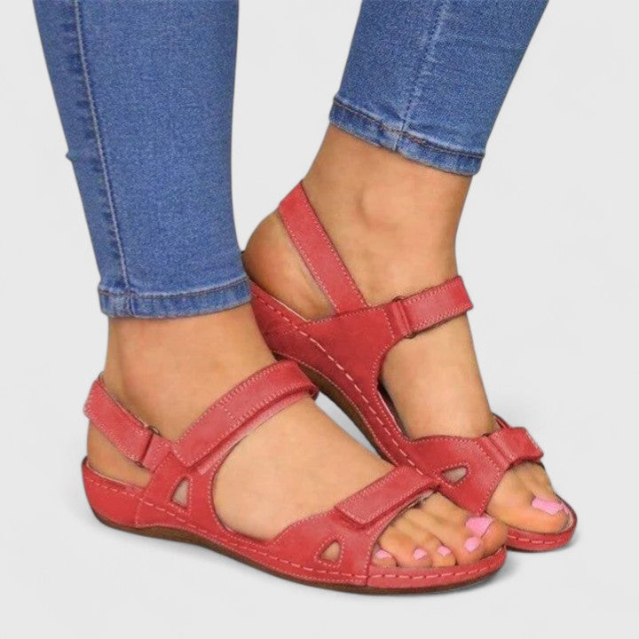 Avrie | Comfortable Flat Sandals