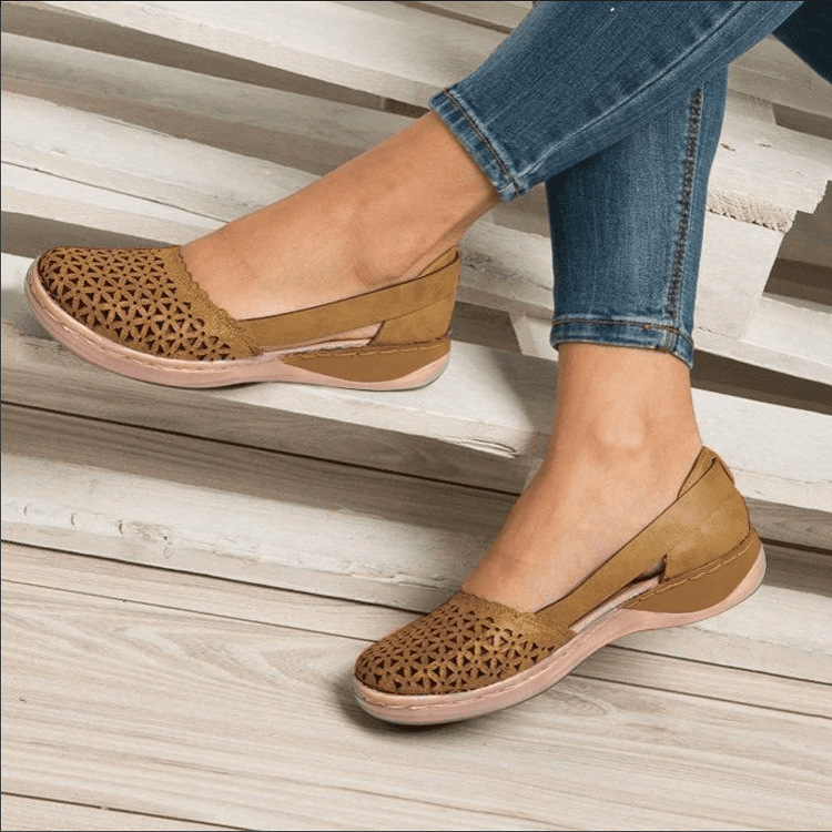 Women's shoes