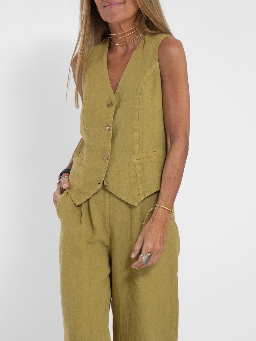 AIRA | BUTTON-FRONT SLEEVELESS CO-ORD SET