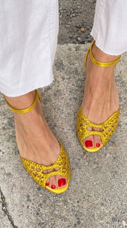 Women's sandals