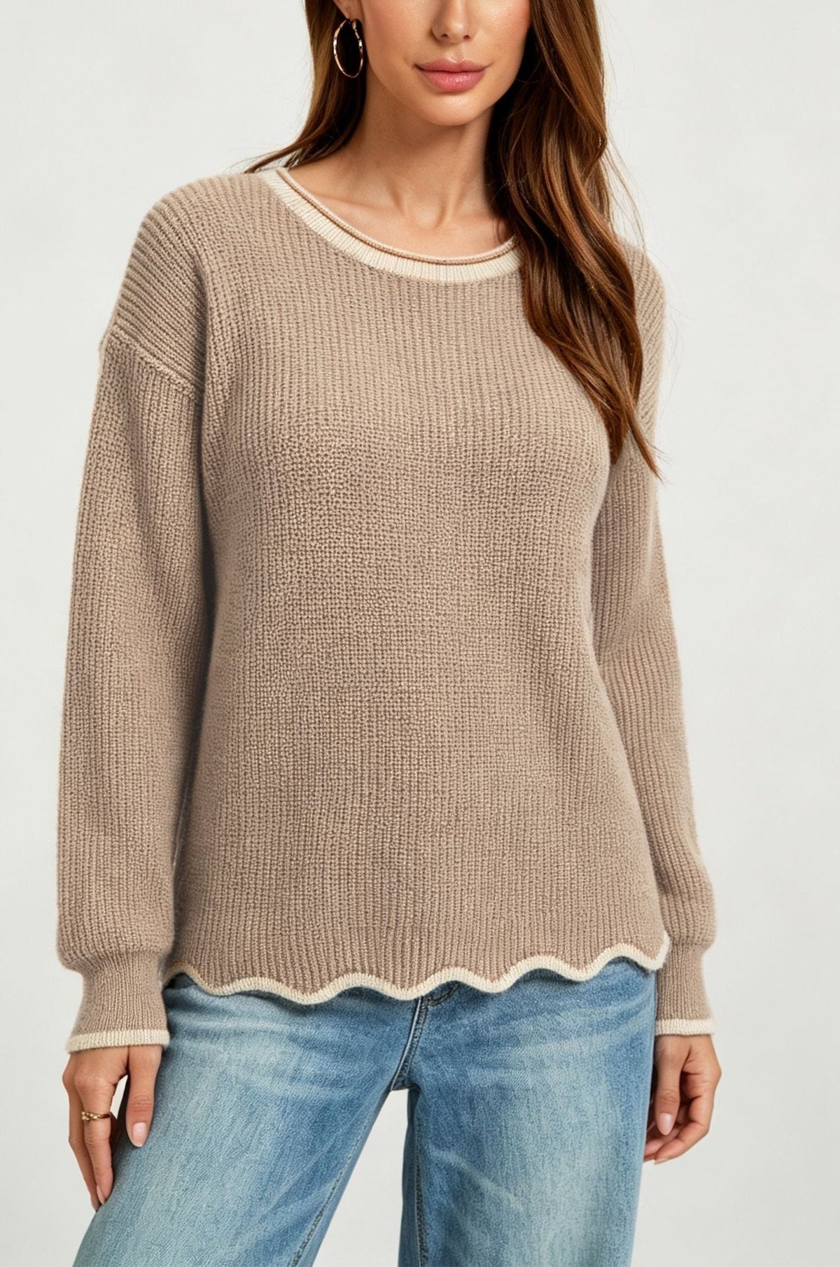 Lashawnda | Contrast Scallop-Hem Jumper