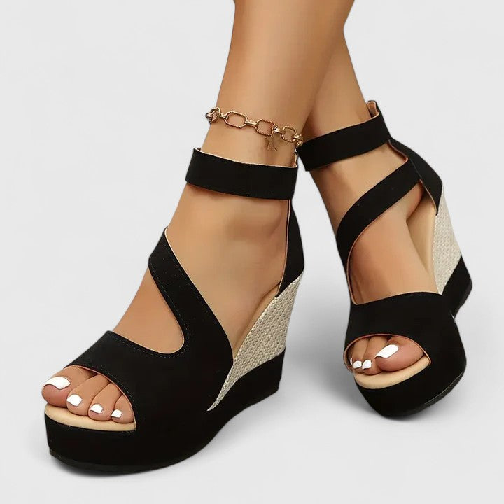 AVIANA | WEDGE SANDALS