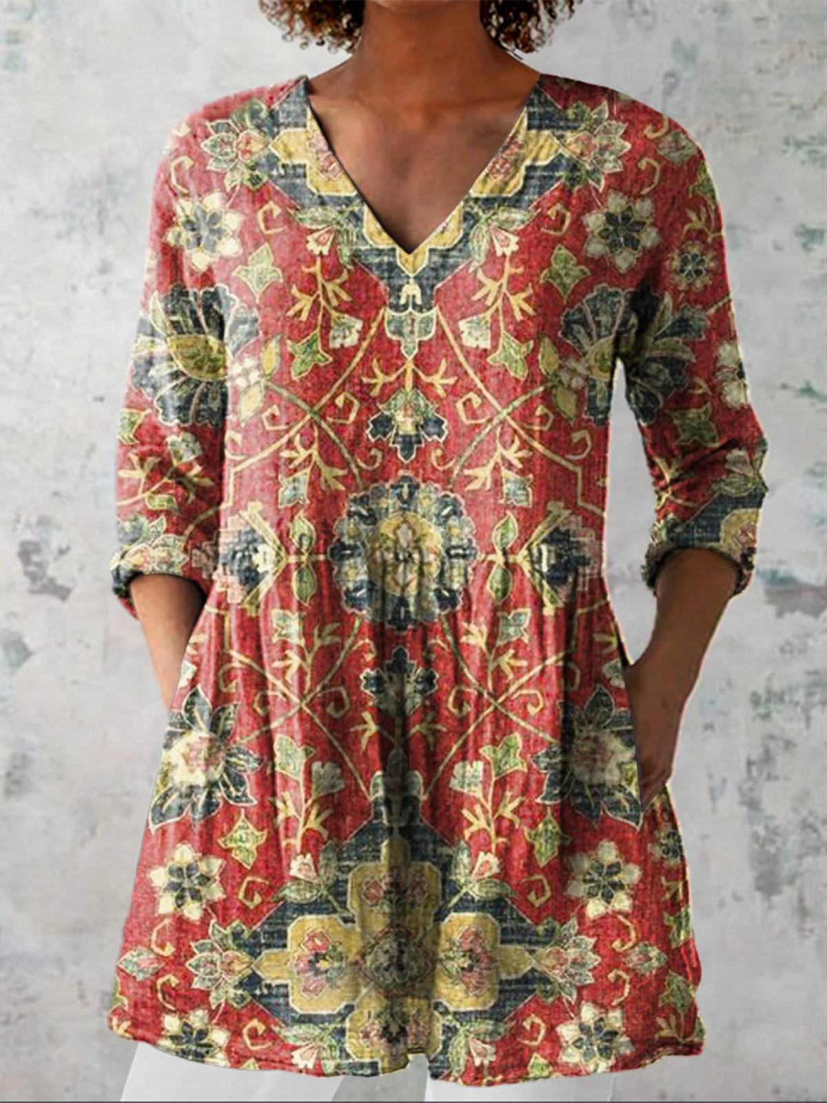 LEA | MULTICOLOUR V-NECK LONGLINE BLOUSE
