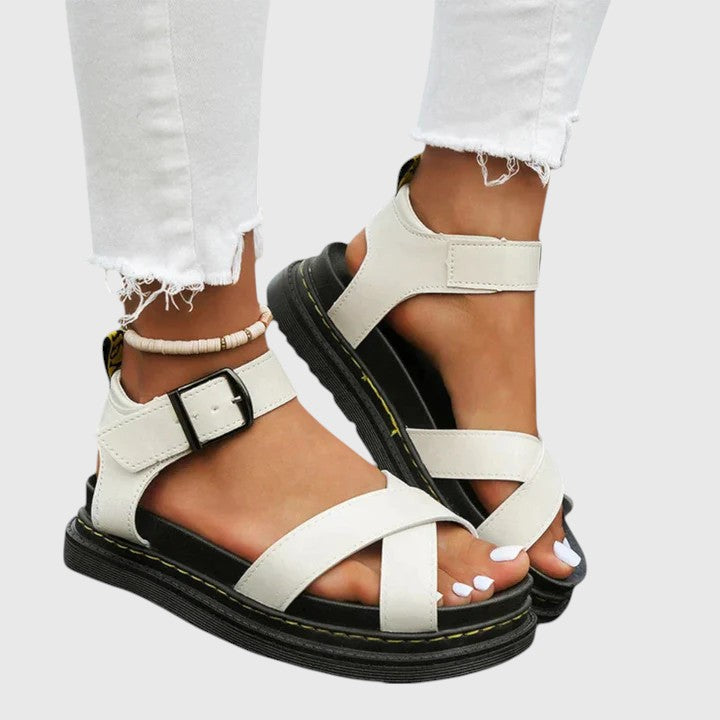 Women's sandals with crossing straps, an ankle strap and an open toe