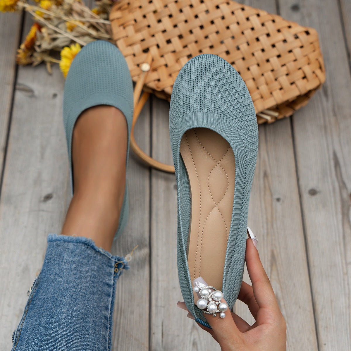 Women's shoes