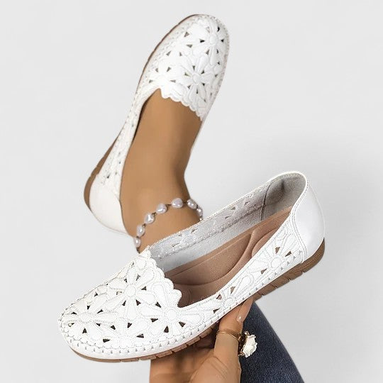 ADALIE | FLAT WIDE-FIT SANDALS