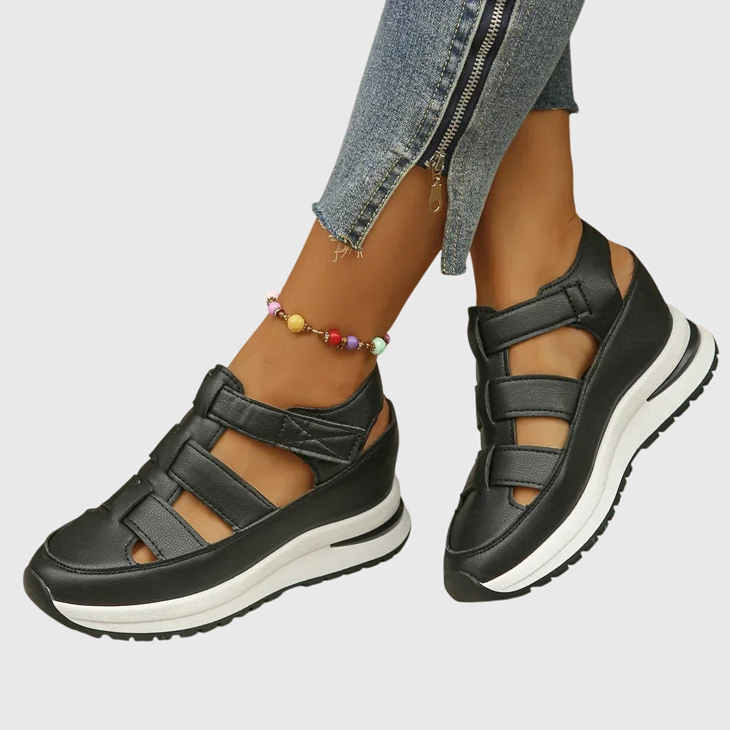FINNIE | LEATHER ANTI-SLIP SANDALS