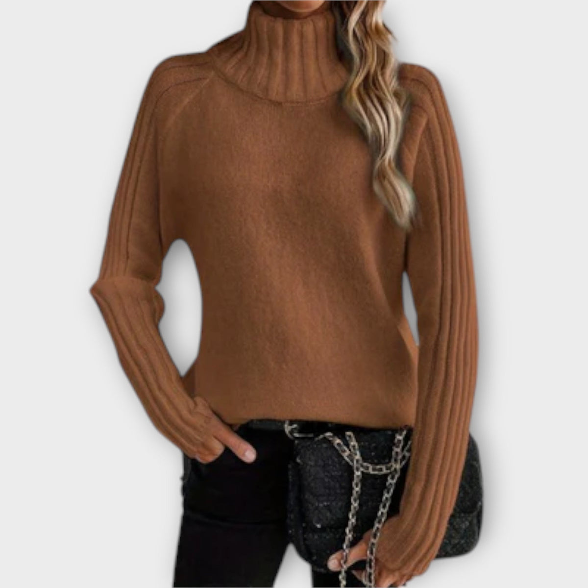 Hannah | Elegant White Jumper With High Collar