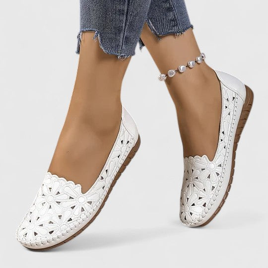 ADALIE | FLAT WIDE-FIT SANDALS