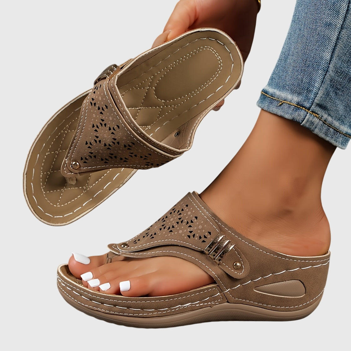 ANIKA | WIDE-FIT PRODUCT