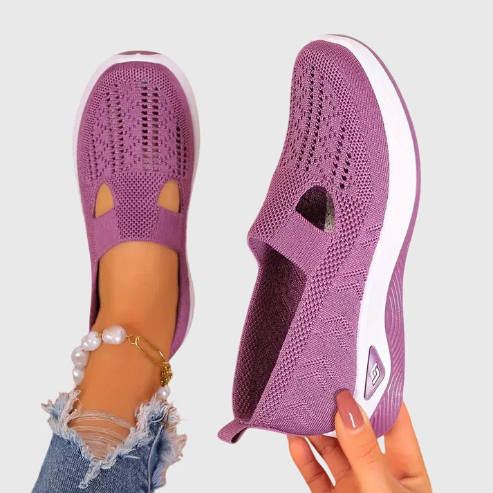 CUSHIONED SHOES