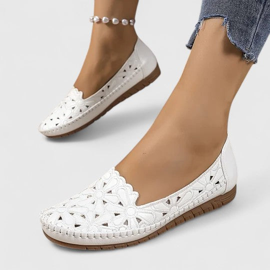 ADALIE | FLAT WIDE-FIT SANDALS
