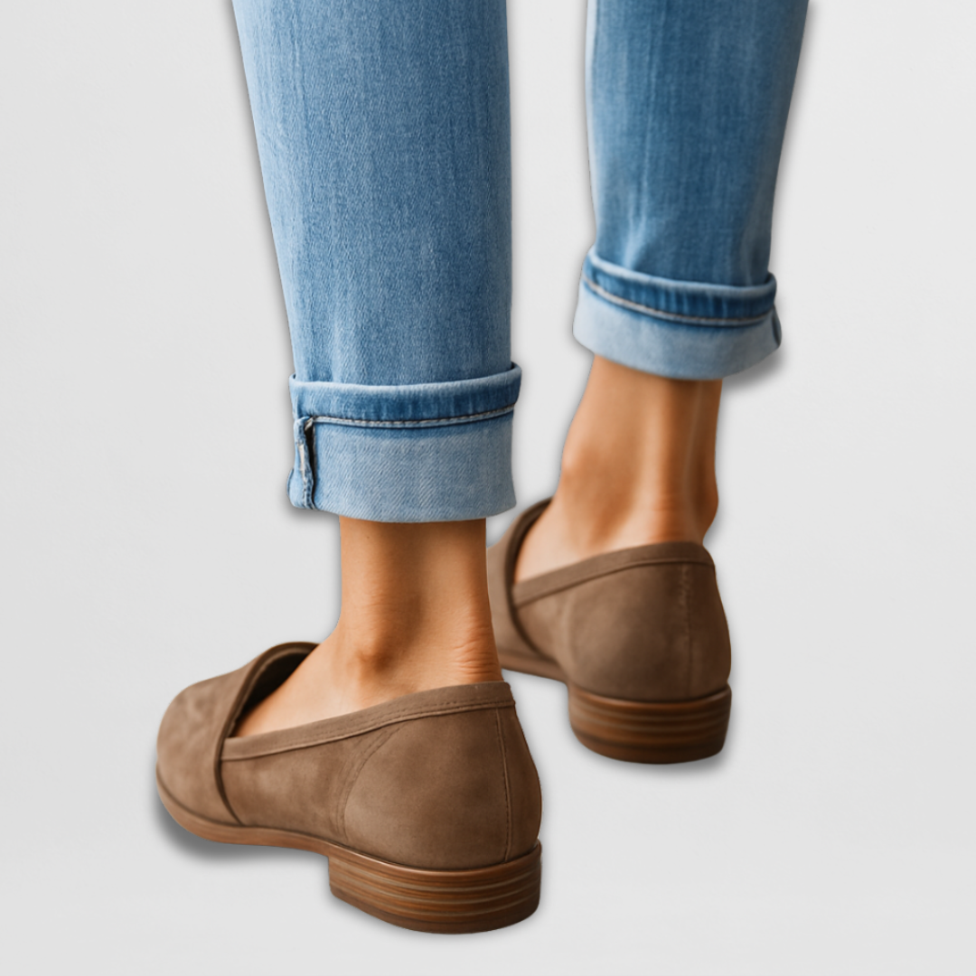 NADIA | SUEDE LOAFERS