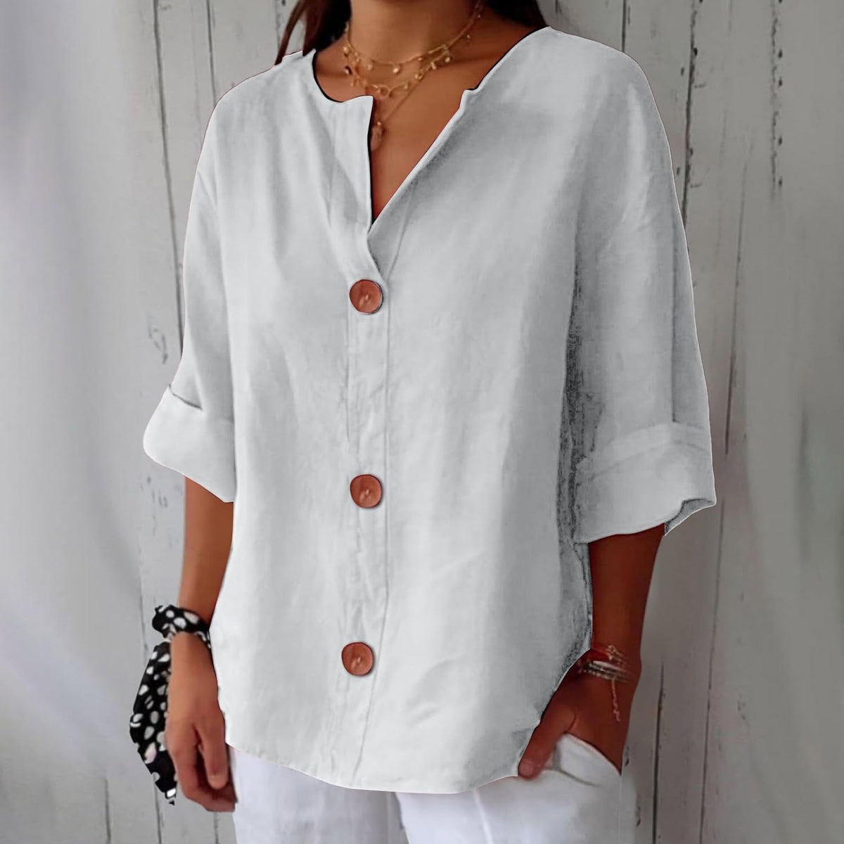 Tenaya | V-Neck Large-Button Shirt