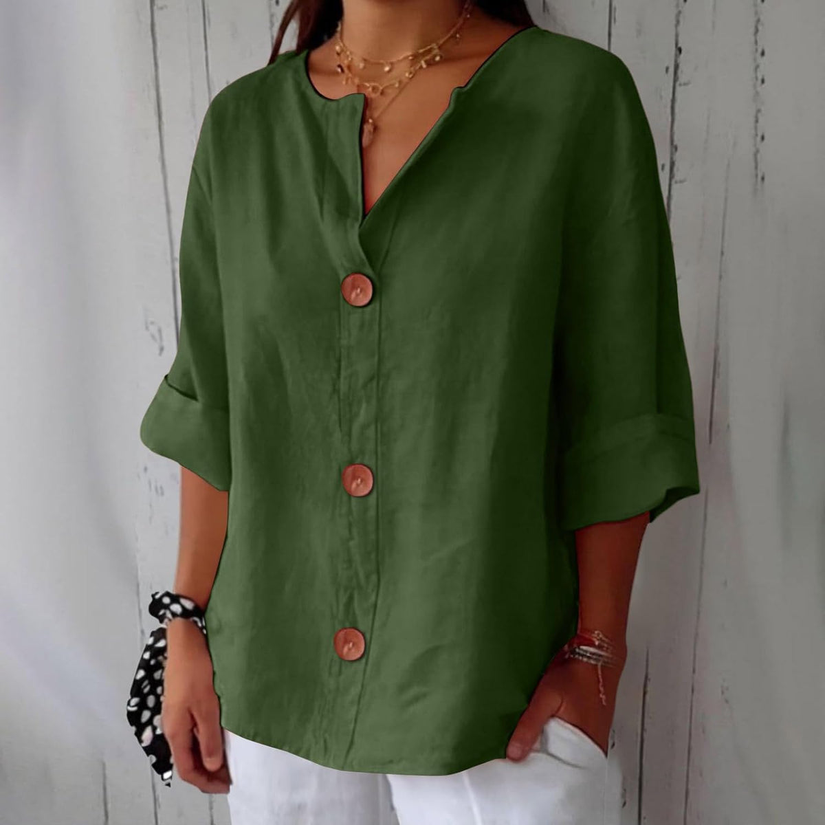 Tenaya | V-Neck Large-Button Shirt