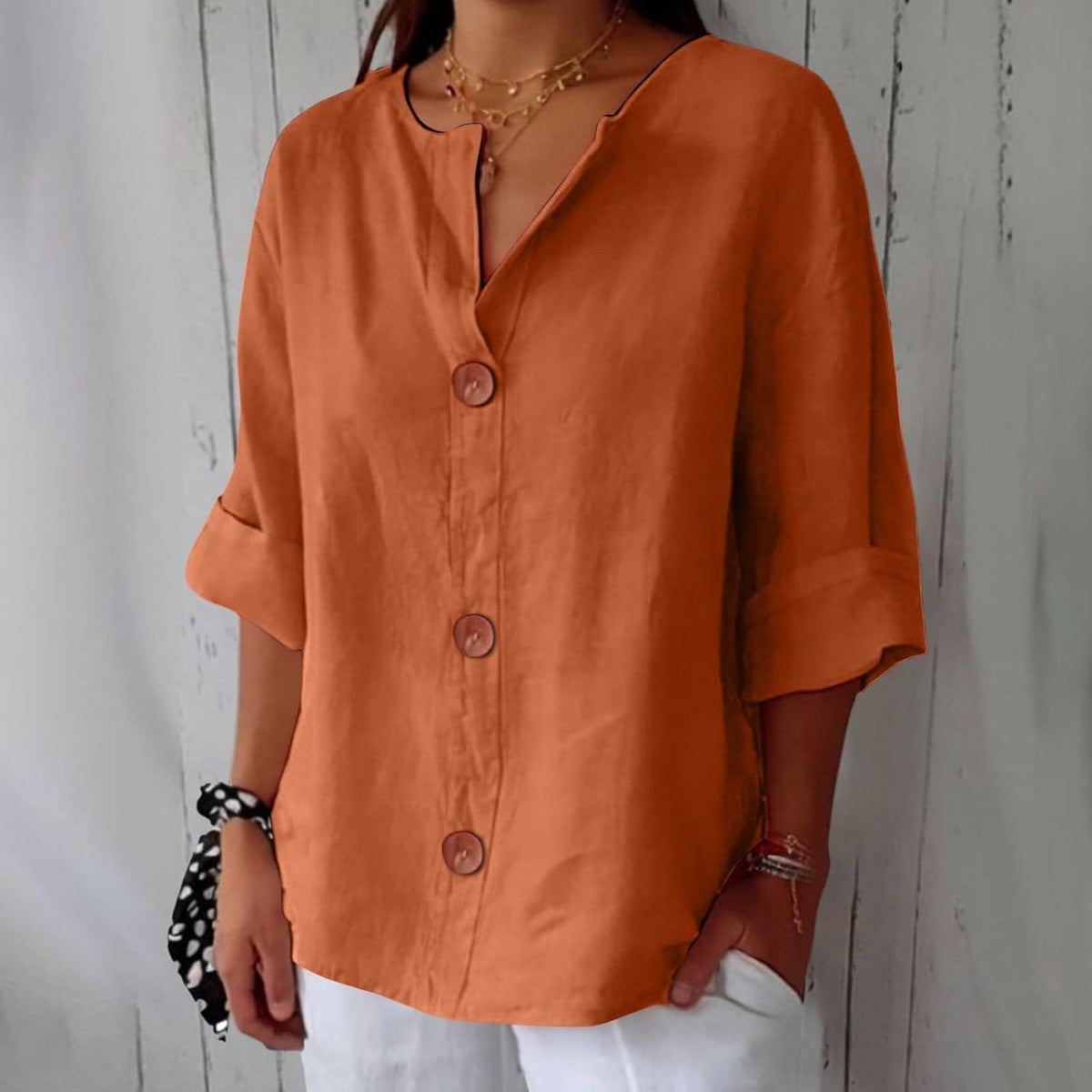 Tenaya | V-Neck Large-Button Shirt