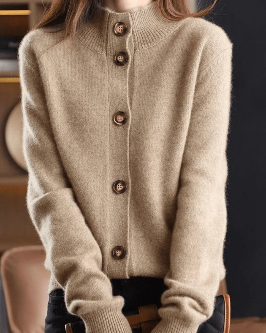 CLAIRE | COLLARED VINTAGE CARDIGAN