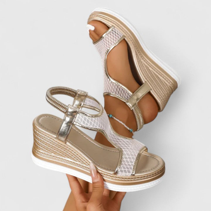 DELILAH | WIDE-FIT ANTI-SLIP SANDALS