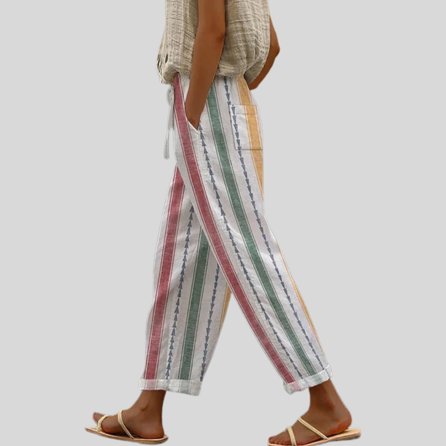 Women's trousers with vertical stripes, a drawstring waist and cropped legs