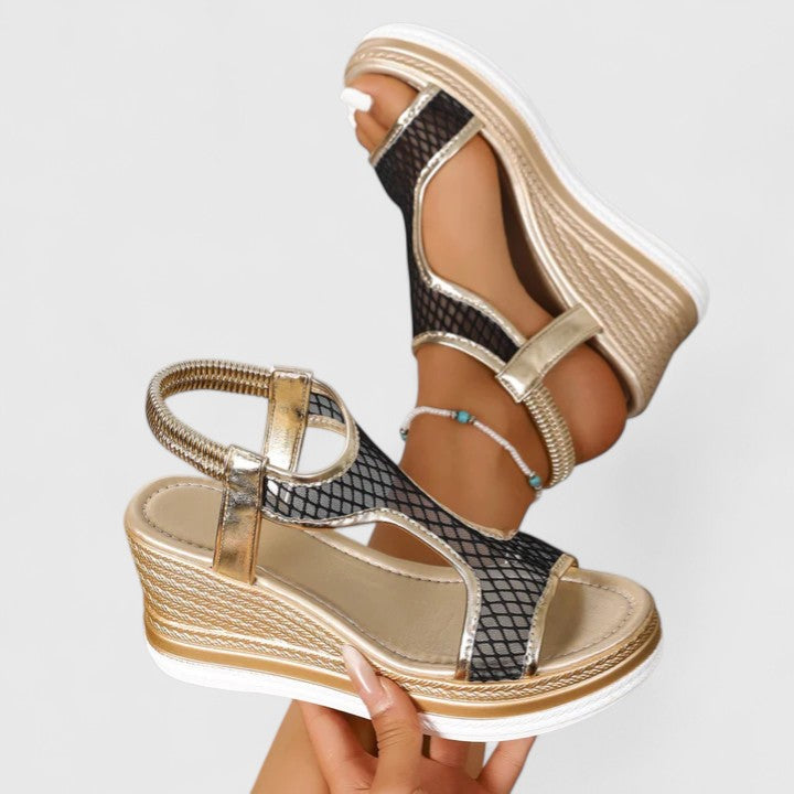 DELILAH | WIDE-FIT ANTI-SLIP SANDALS