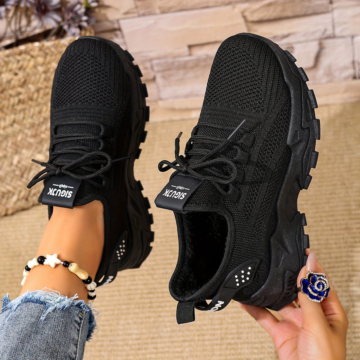 Women's trainers