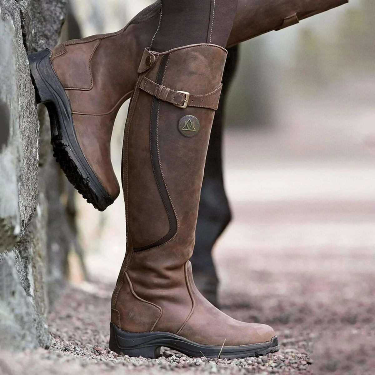 Women's boots in Dark brown