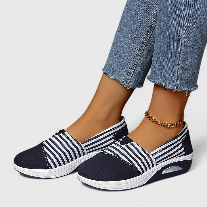 JULIA | STRIPED LACE-UP TRAINERS