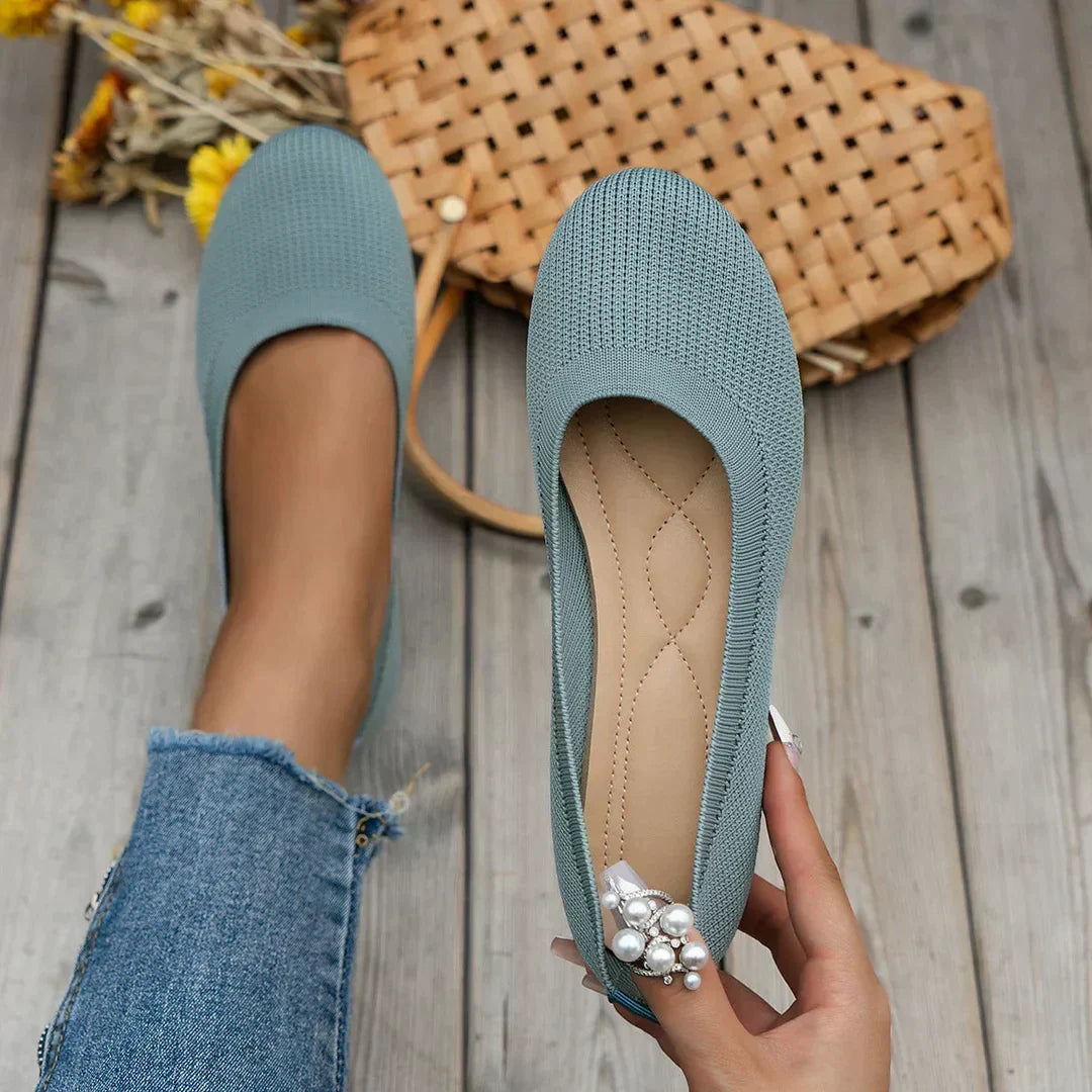 Women's shoes