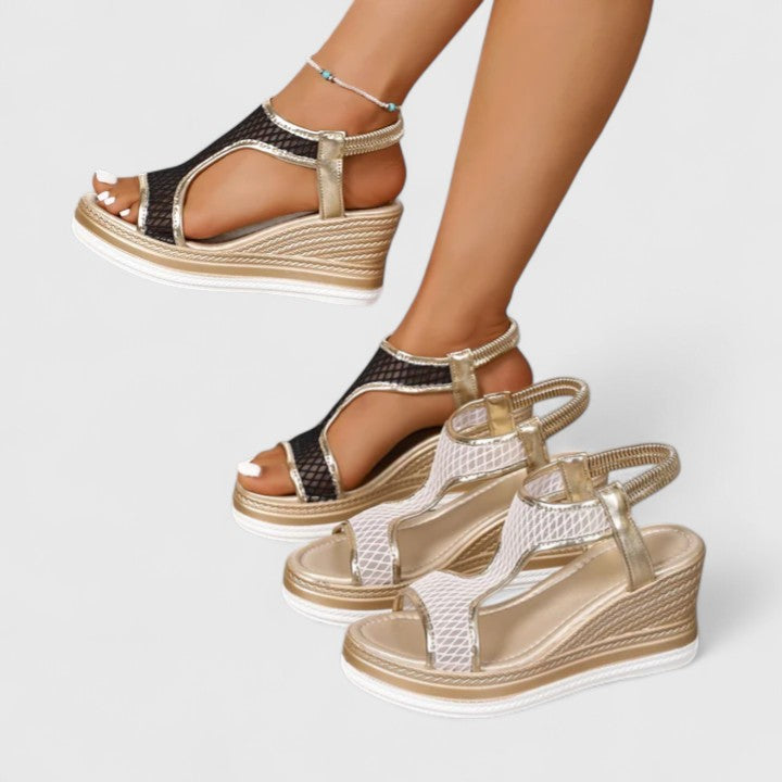 DELILAH | WIDE-FIT ANTI-SLIP SANDALS