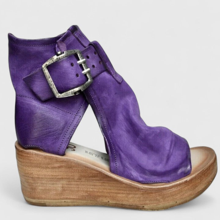 KARLINE | WEDGE CUSHIONED SANDALS