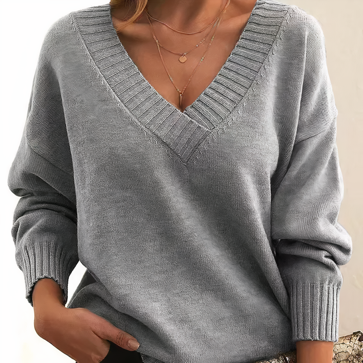 Deyanira | V-Neck Jumper