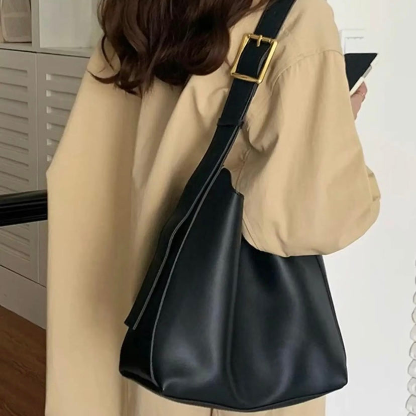 STACY | LEATHER SHOULDER BAG