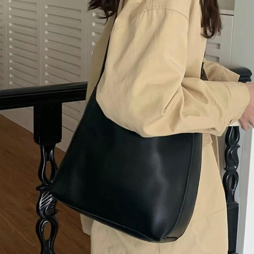 STACY | LEATHER SHOULDER BAG