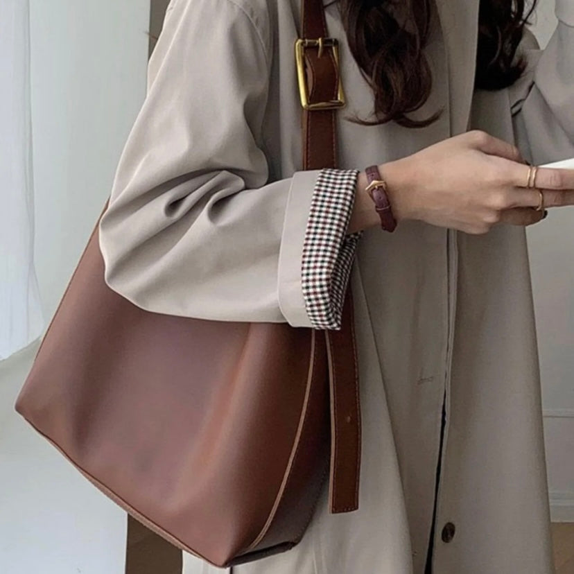 STACY | LEATHER SHOULDER BAG