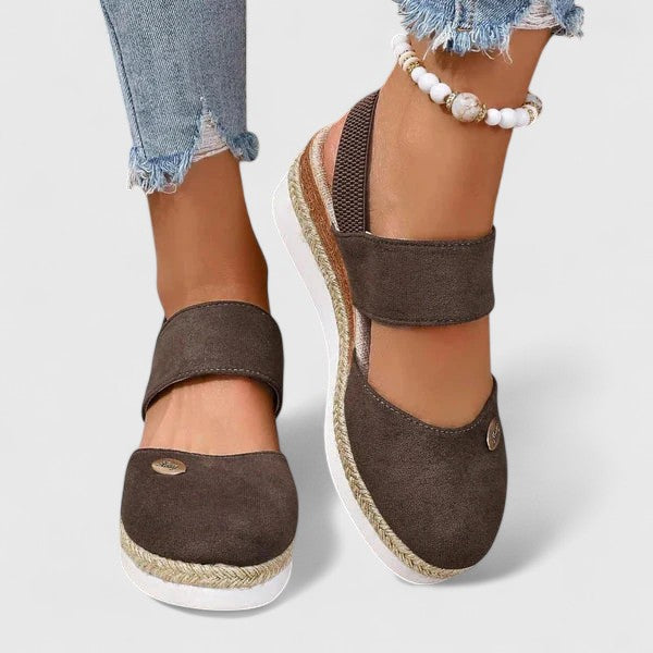 AMELIAH | QUILTED PLATFORM SANDALS