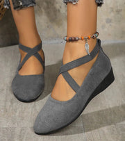 Drusilla – Closed-Toe Wedge Heels with Cross Straps