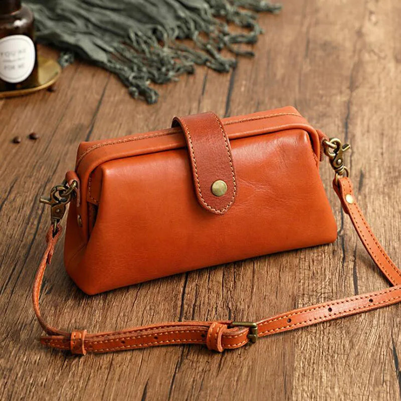 NICOLE | LEATHER SHOULDER BAG