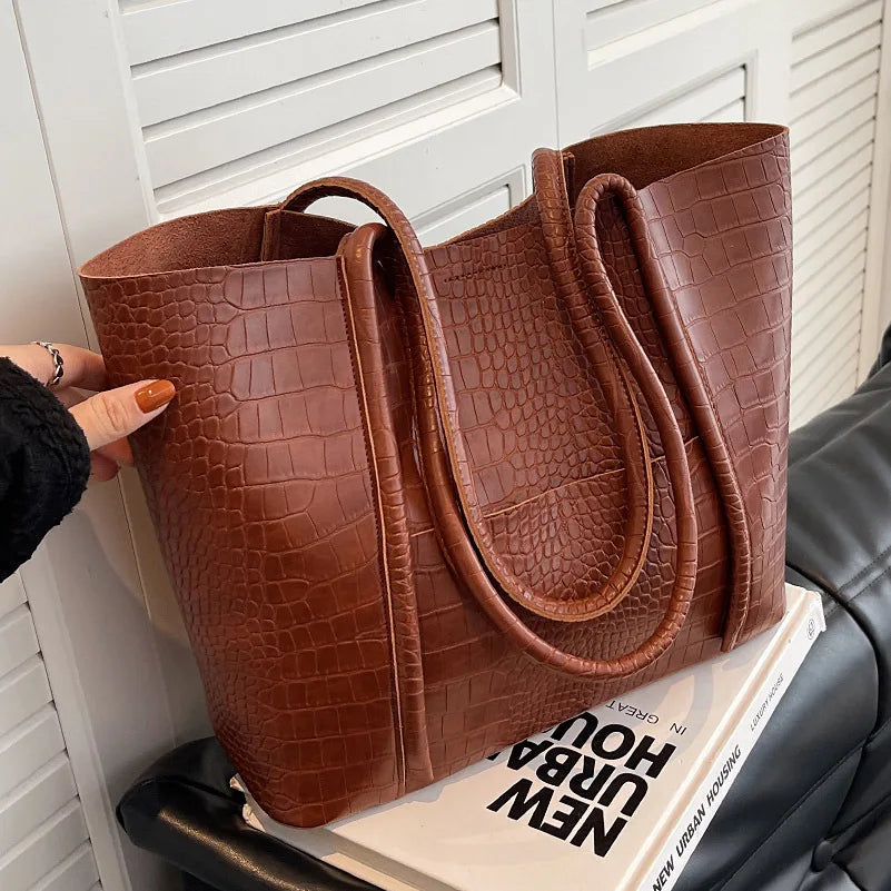 CHRISTINA | LEATHER SHOULDER BAG