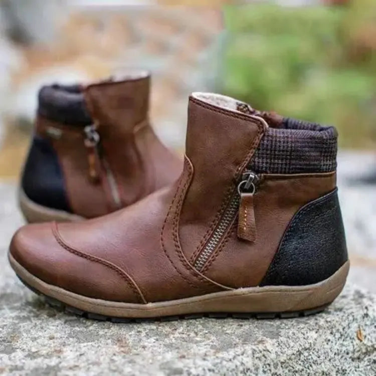 Women's boots in Brown