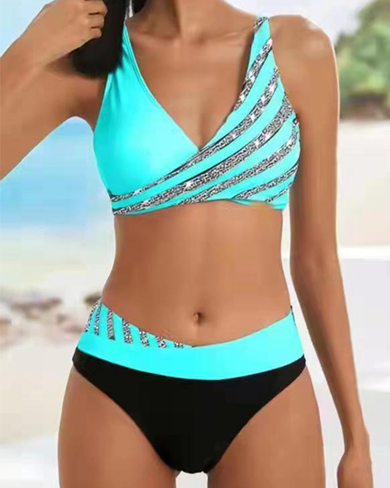 Mona | Bikini With A Print In Warm Tints