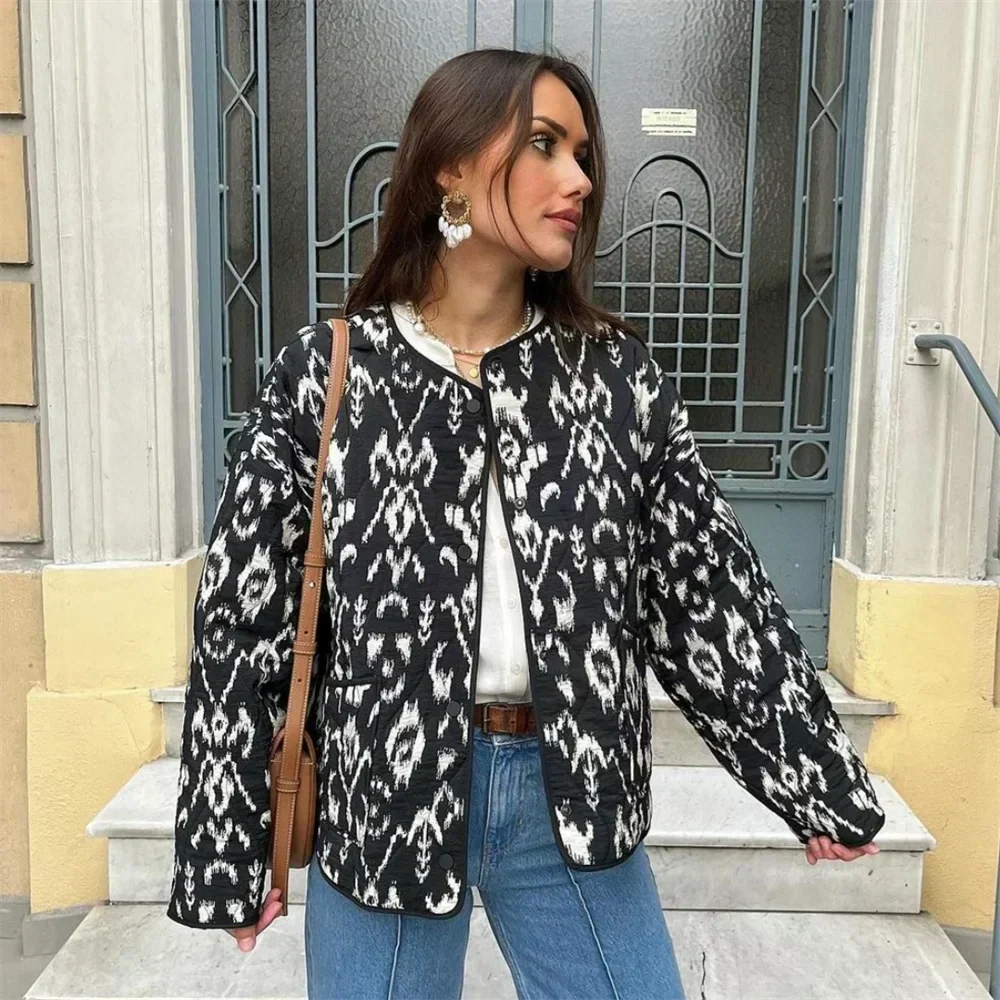 Deasia | Patterned Point-Collar Jacket